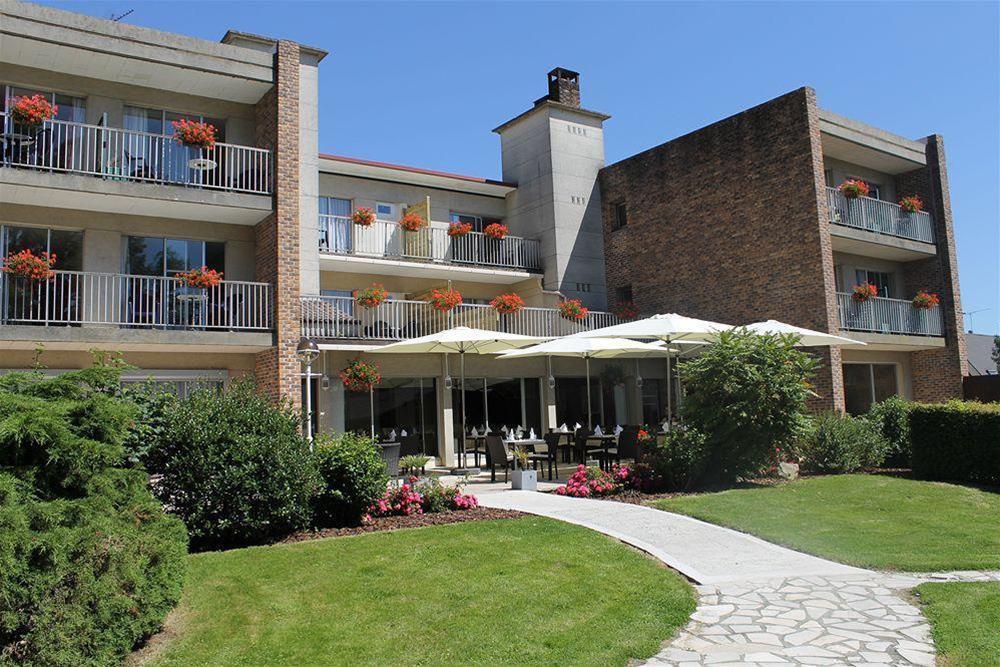 Logis Hotel & Restaurant - Le Relais De Montigny Монтиньи Экстерьер фото
