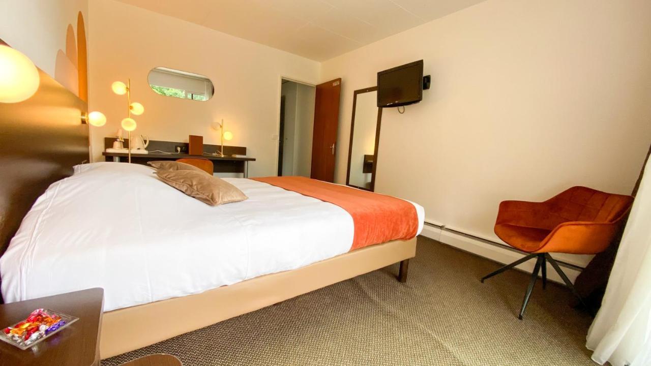Logis Hotel & Restaurant - Le Relais De Montigny Монтиньи Экстерьер фото